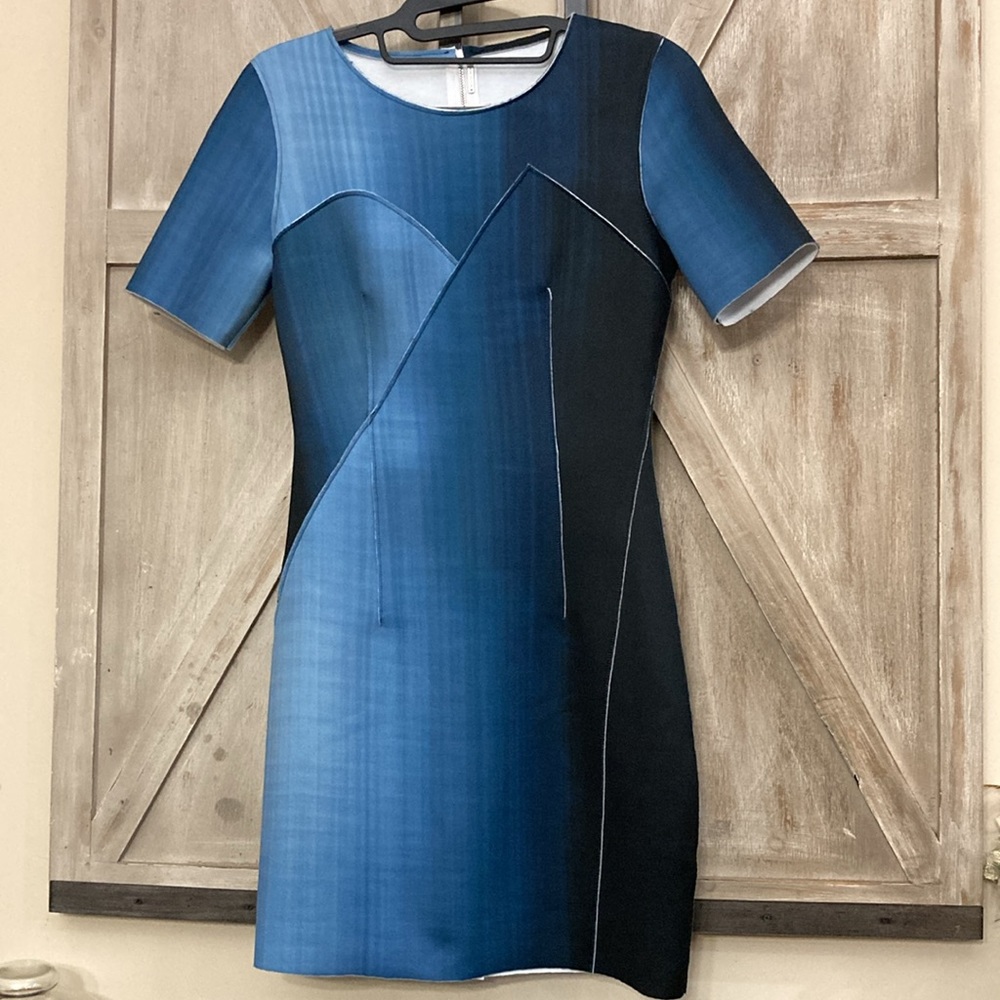 ELIE TAHARI CARMEN Short-Sleeve Digital-Print Sheath Dress Atlantic